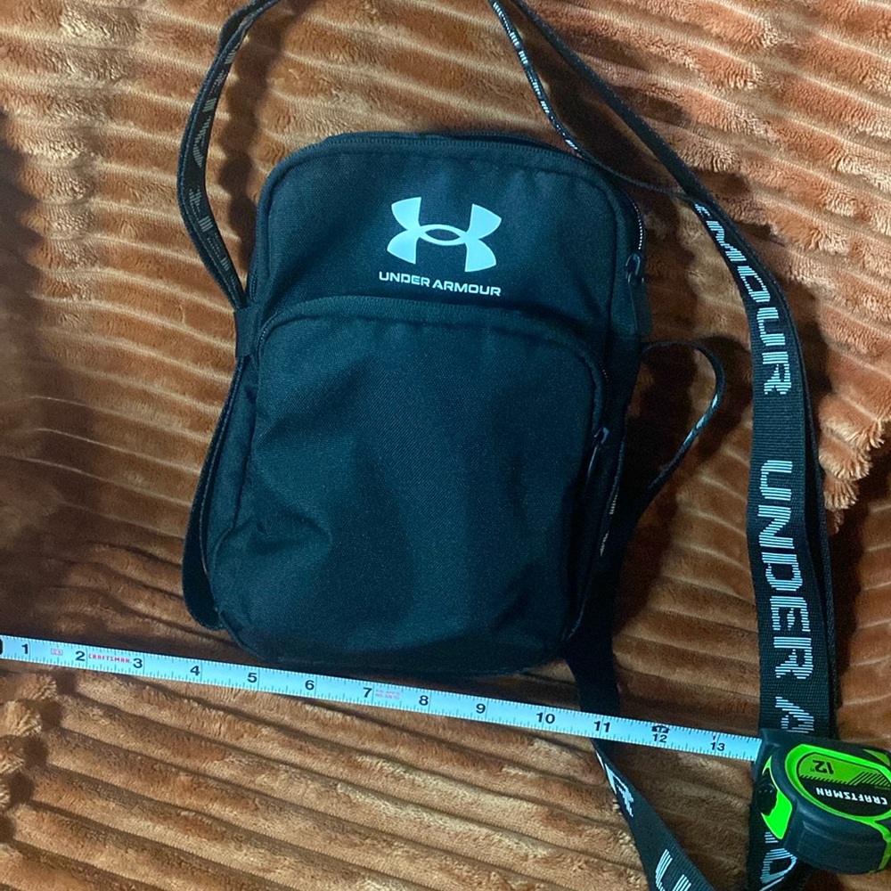 Under Armour Crossbody Sling Bag